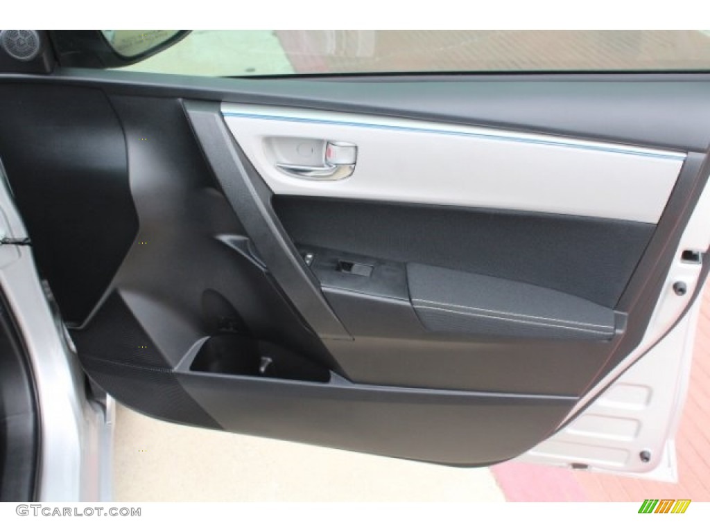 2016 Corolla LE - Classic Silver Metallic / Steel Blue photo #30
