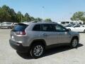 2019 Billet Silver Metallic Jeep Cherokee Latitude  photo #5