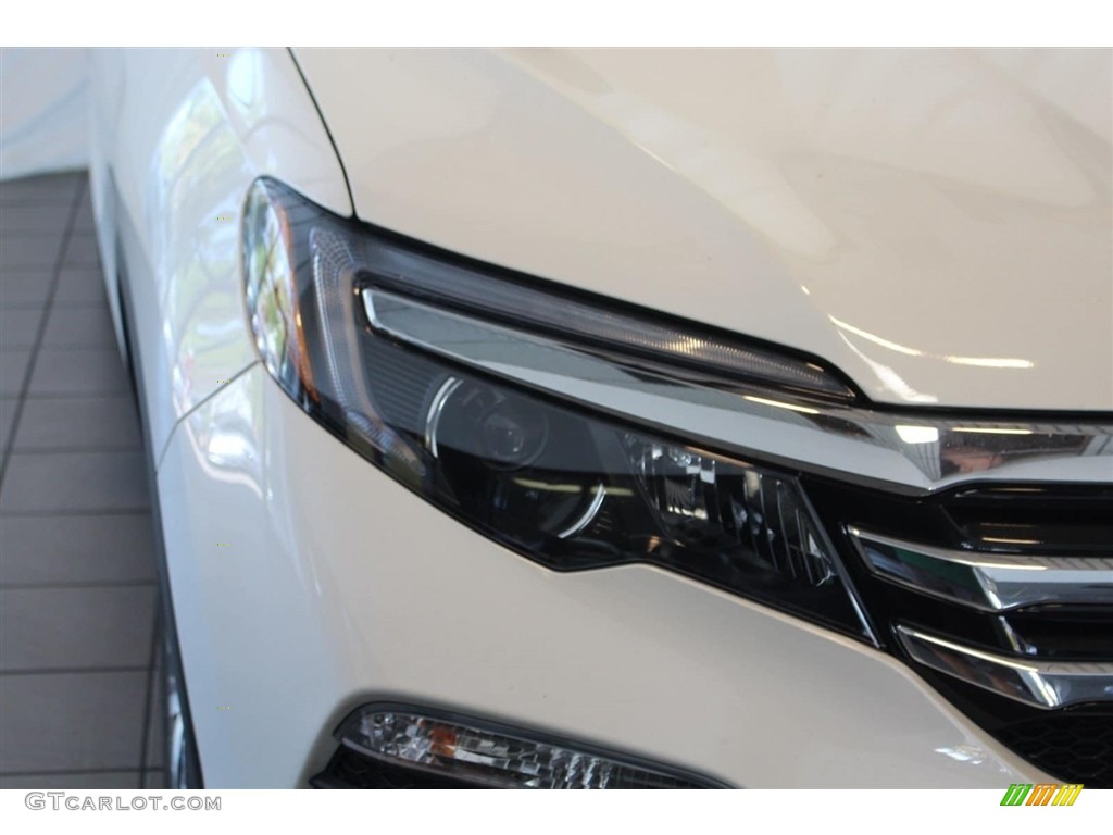 2018 Pilot Elite AWD - White Diamond Pearl / Black photo #10