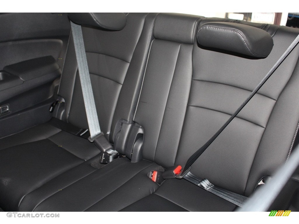 2018 Pilot Elite AWD - White Diamond Pearl / Black photo #41