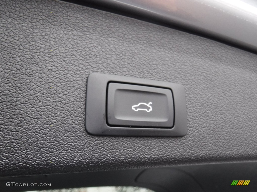 2016 Q5 3.0 TFSI Premium Plus quattro - Cuvee Silver Metallic / Black photo #26