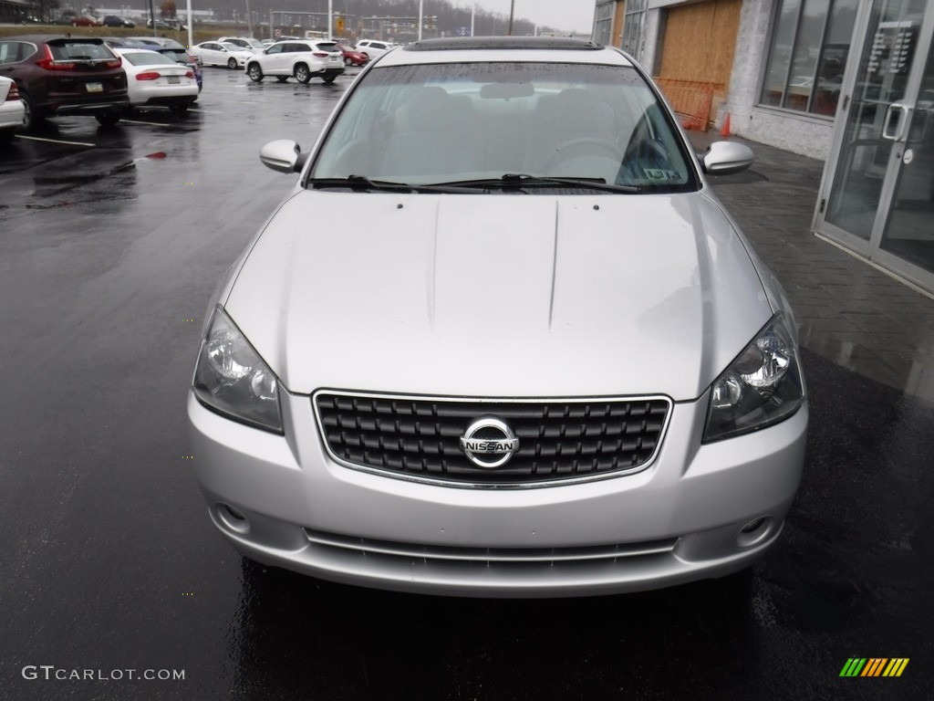 2005 Altima 3.5 SL - Sheer Silver Metallic / Frost Gray photo #6