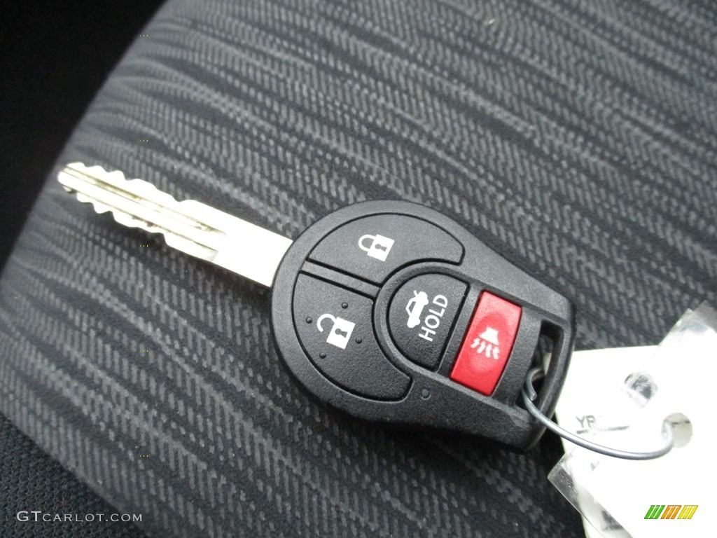 2014 Sentra SV - Brilliant Silver / Charcoal photo #38