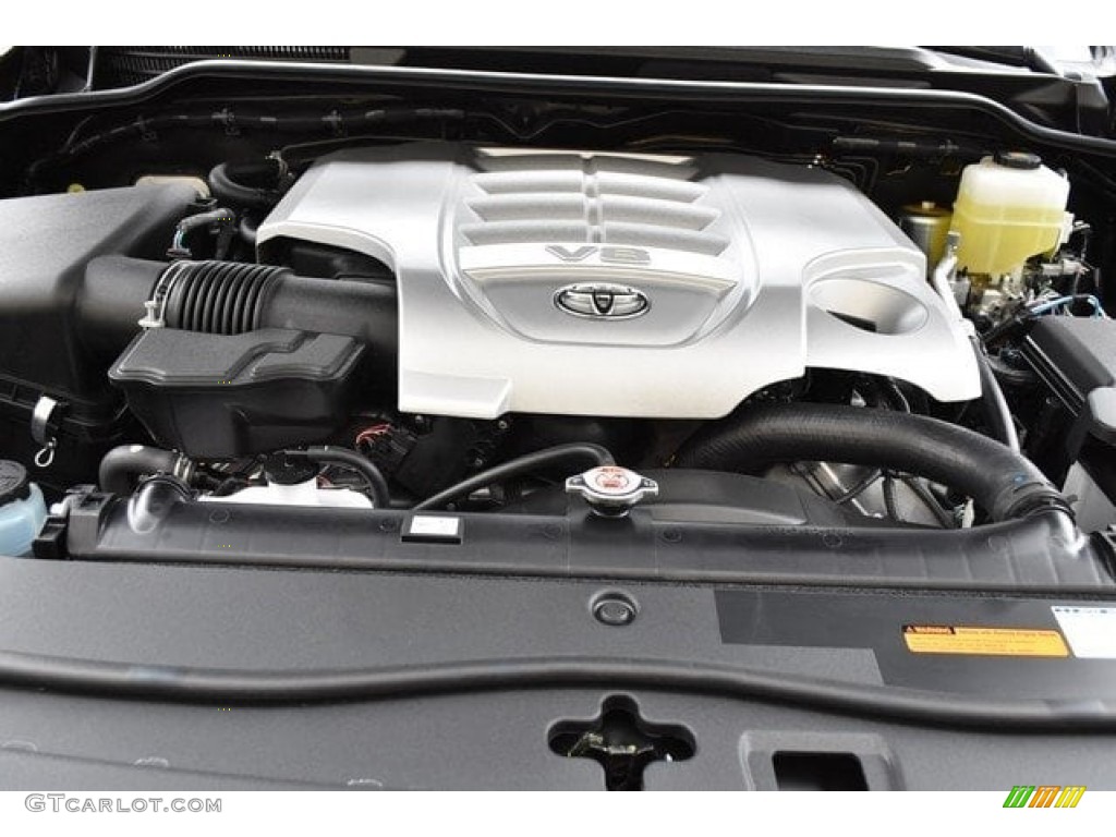 2018 Toyota Land Cruiser 4WD Engine Photos