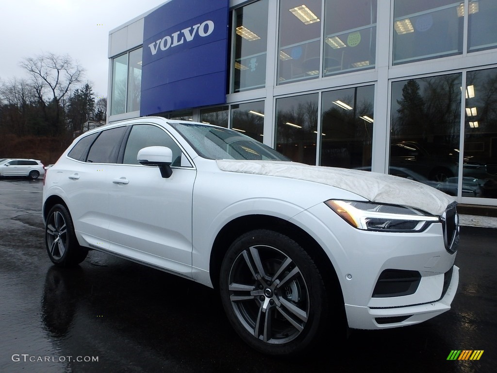 Ice White 2018 Volvo XC60 T5 AWD Momentum Exterior Photo #126304023