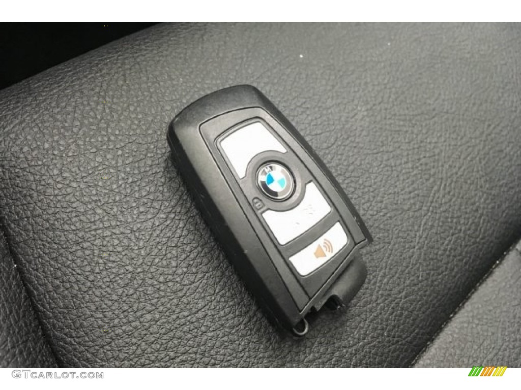 2018 3 Series 320i Sedan - Jet Black / Black photo #11