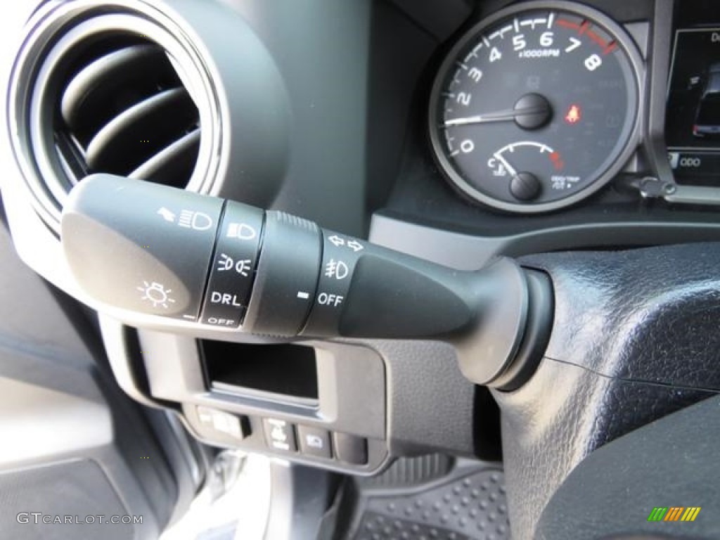2018 Toyota Tacoma TRD Sport Double Cab Controls Photo #126314532