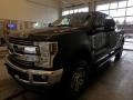 2018 Magma Red Ford F250 Super Duty Lariat Crew Cab 4x4  photo #4