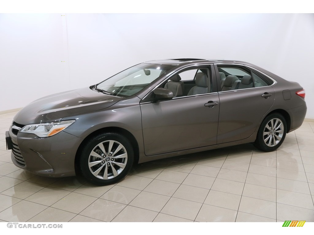 2015 Camry LE - Predawn Gray Mica / Ash photo #3
