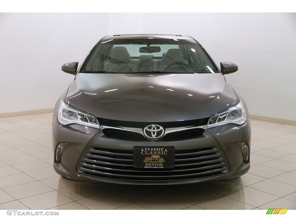 2015 Camry XLE V6 - Predawn Gray Mica / Ash photo #2