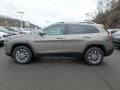 Light Brownstone Pearl 2019 Jeep Cherokee Latitude Plus 4x4 Exterior