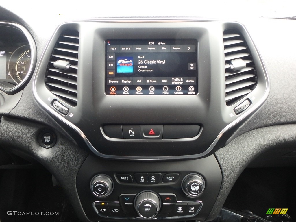 2019 Jeep Cherokee Latitude Plus 4x4 Controls Photo #126323871