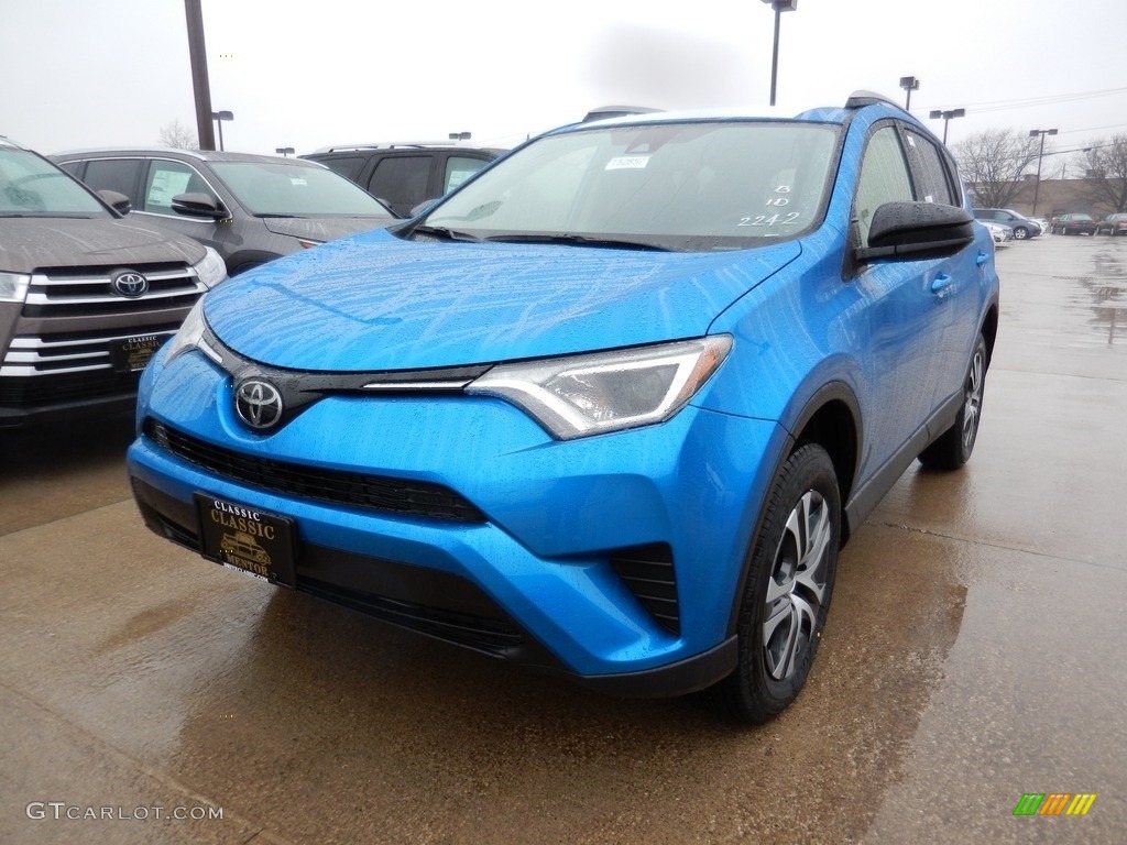 2018 RAV4 LE - Electric Storm Blue / Black photo #1