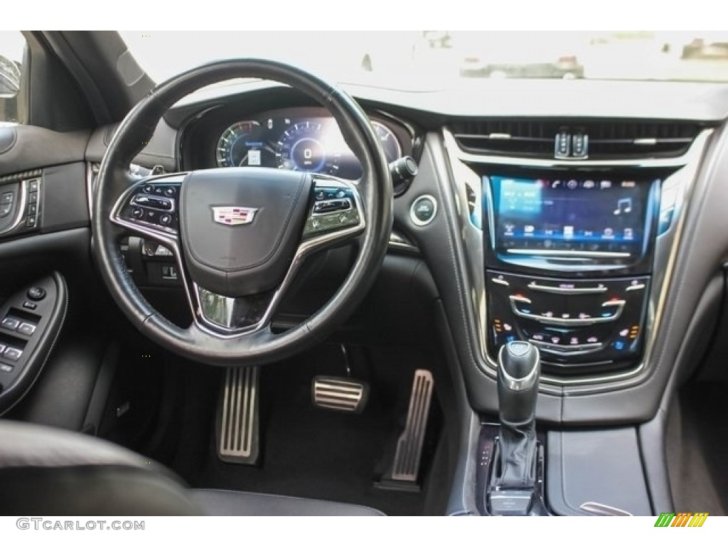 2017 Cadillac CTS Premium Luxury Dashboard Photos