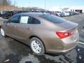 2018 Sandy Ridge Metallic Chevrolet Malibu LT  photo #3