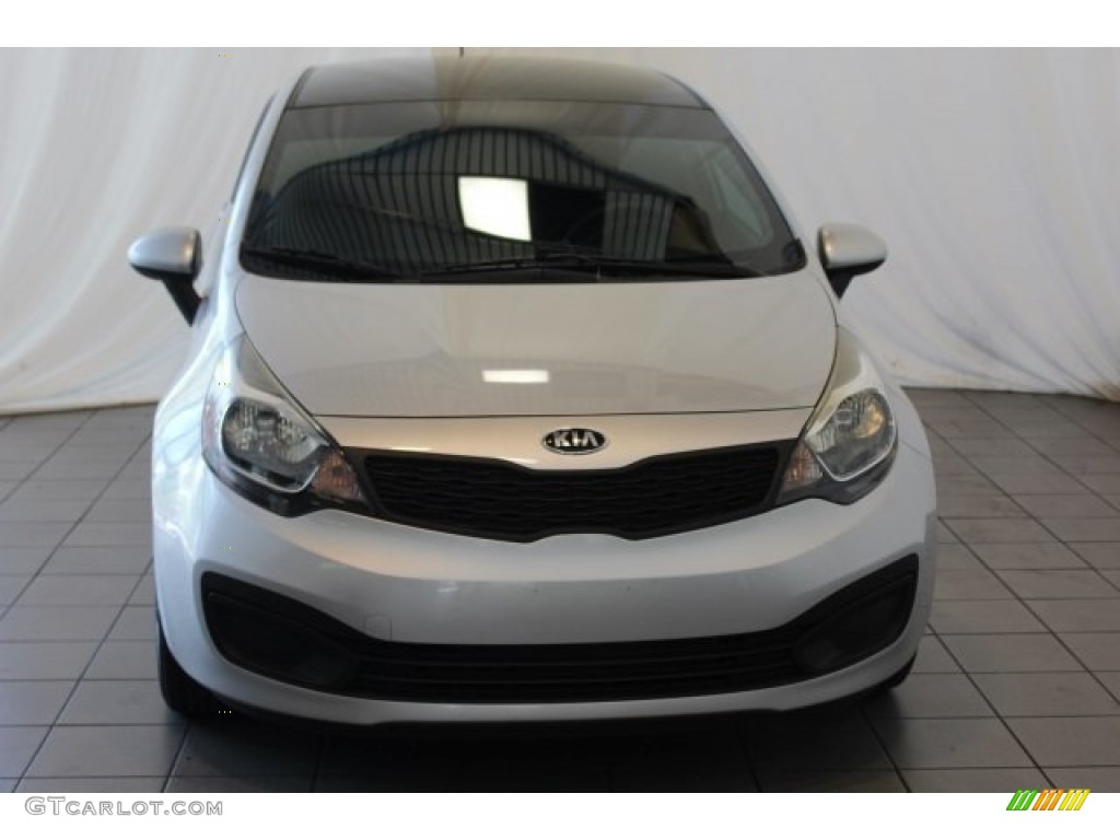 2013 Rio LX Sedan - Bright Silver / Black photo #4