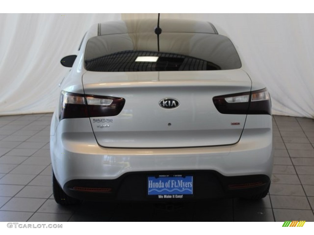 2013 Rio LX Sedan - Bright Silver / Black photo #8