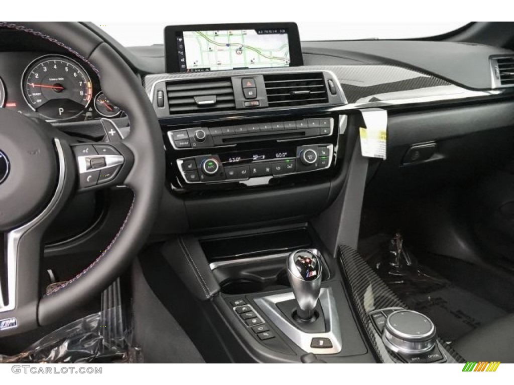 2018 BMW M4 Convertible Controls Photo #126330542