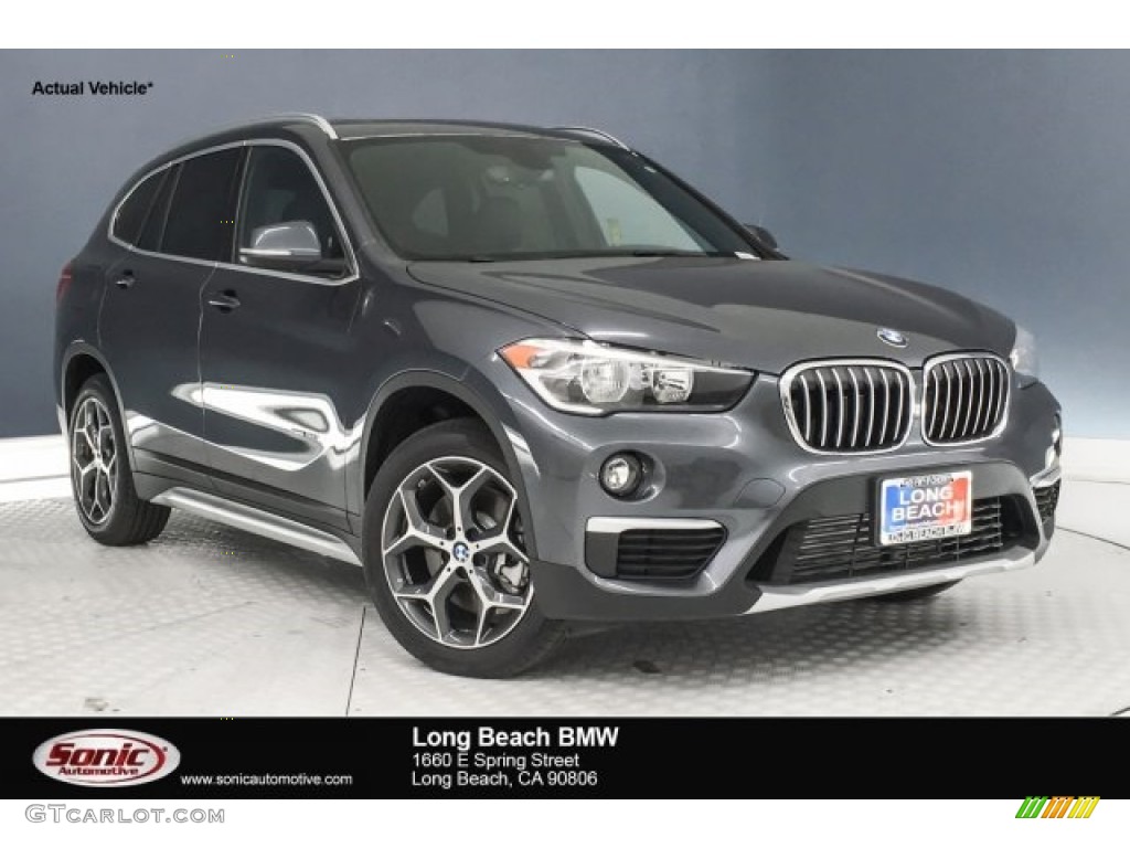 2018 X1 xDrive28i - Mineral Grey Metallic / Black photo #1