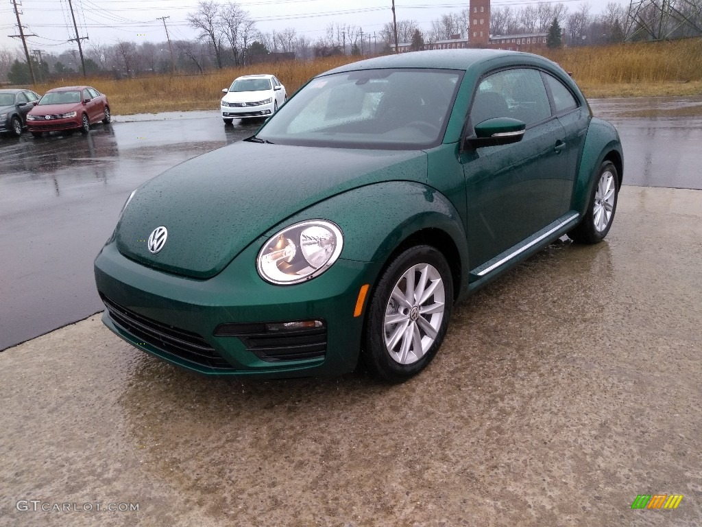 2018 Beetle S - Bottle Green Metallic / Titan Black photo #2