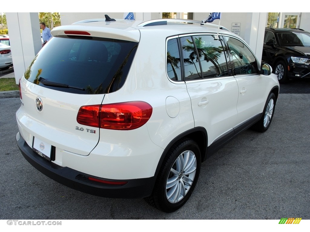 2014 Tiguan SE - Candy White / Black photo #9