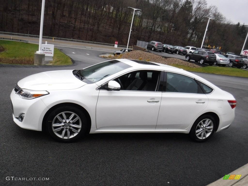 2015 Avalon XLE Premium - Blizzard Pearl / Black photo #7