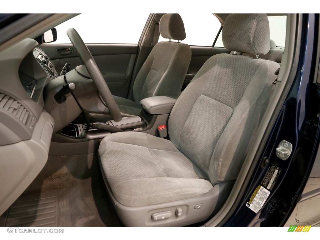 2004 Camry LE - Stratosphere Mica / Stone photo #5