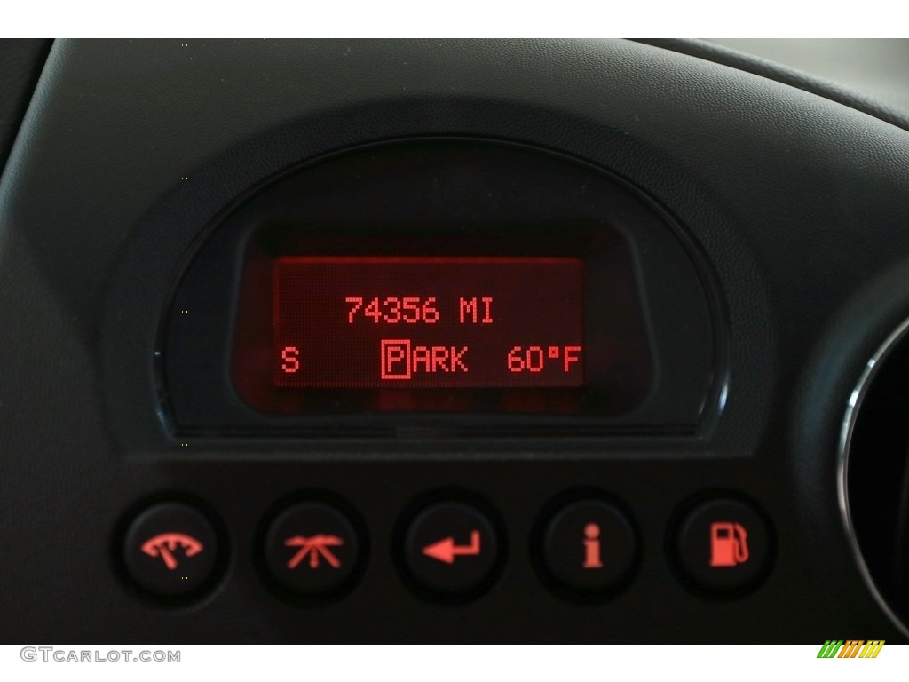 2006 Grand Prix Sedan - Black / Ebony photo #11