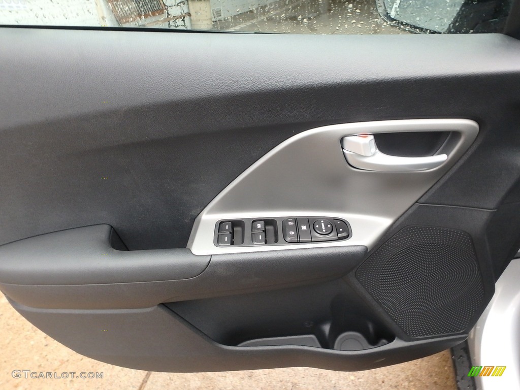 2018 Niro FE Hybrid - Silky Silver / Charcoal photo #14