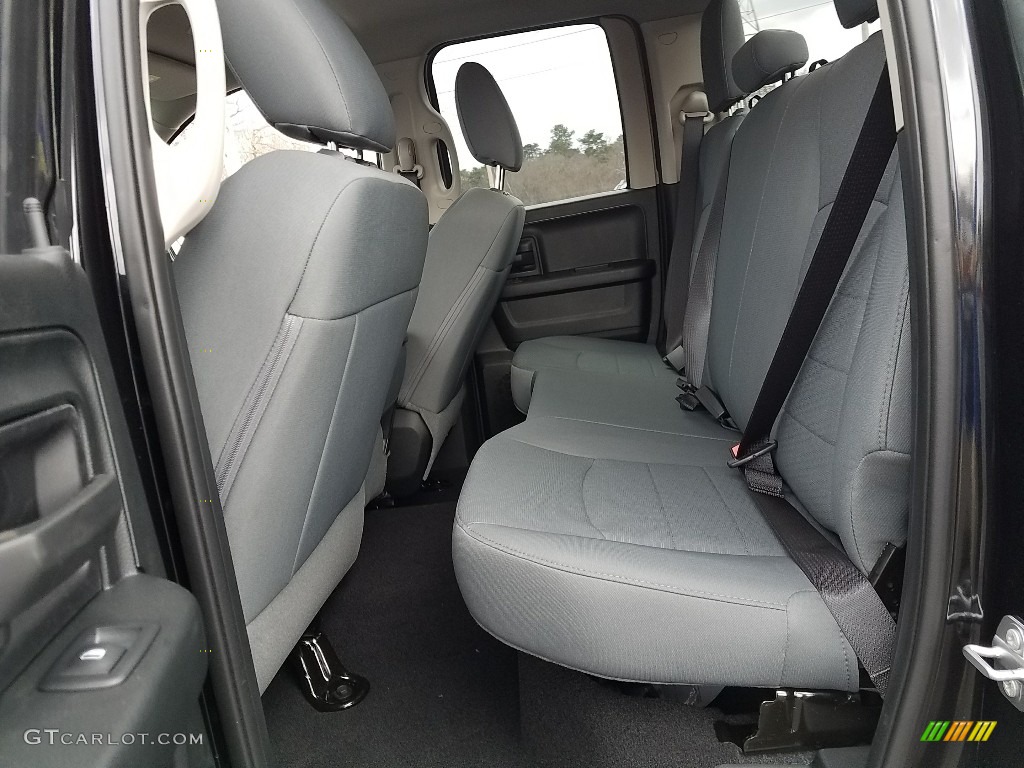 2018 1500 Express Quad Cab 4x4 - Brilliant Black Crystal Pearl / Black/Diesel Gray photo #6