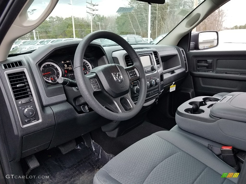 2018 1500 Express Quad Cab 4x4 - Brilliant Black Crystal Pearl / Black/Diesel Gray photo #7
