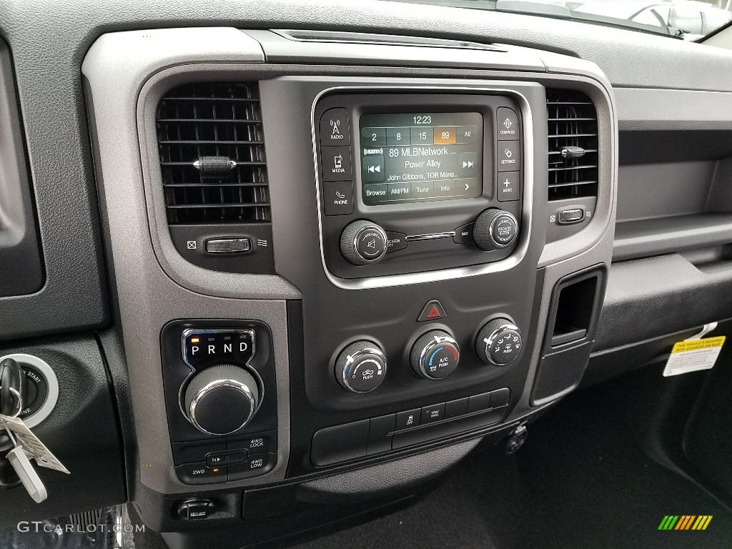 2018 1500 Express Quad Cab 4x4 - Brilliant Black Crystal Pearl / Black/Diesel Gray photo #9