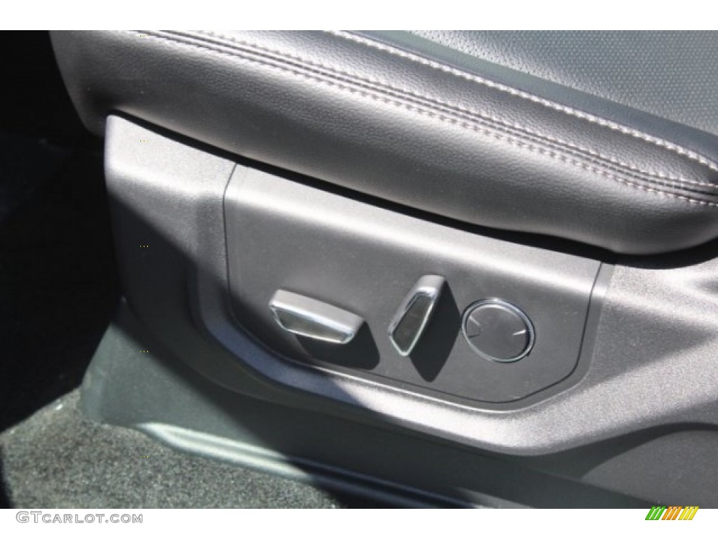 2018 F150 Lariat SuperCrew - White Platinum / Black photo #16