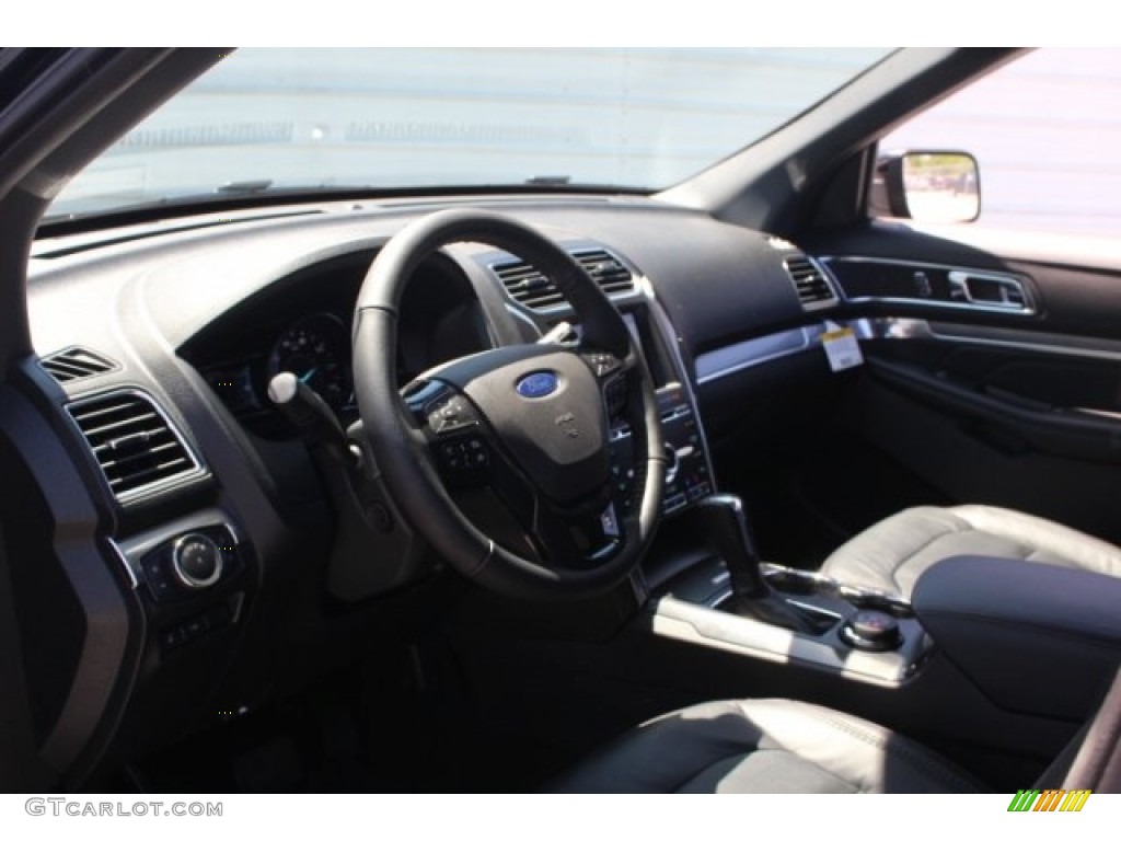 2018 Explorer Sport 4WD - Shadow Black / Ebony Black photo #12