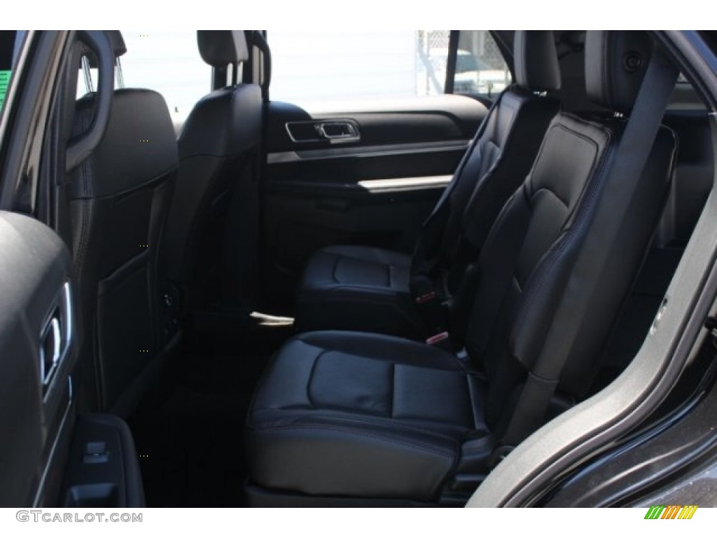 2018 Explorer Sport 4WD - Shadow Black / Ebony Black photo #24