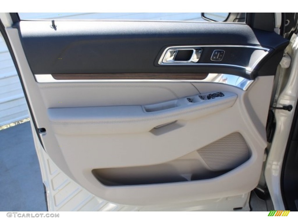 2018 Explorer Limited - Platinum Dune / Medium Stone photo #12
