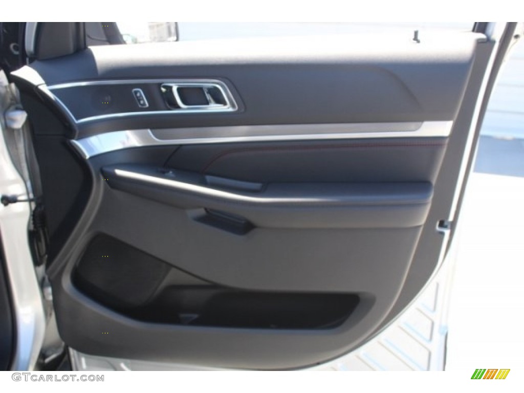 2018 Explorer Sport 4WD - Ingot Silver / Ebony Black photo #32