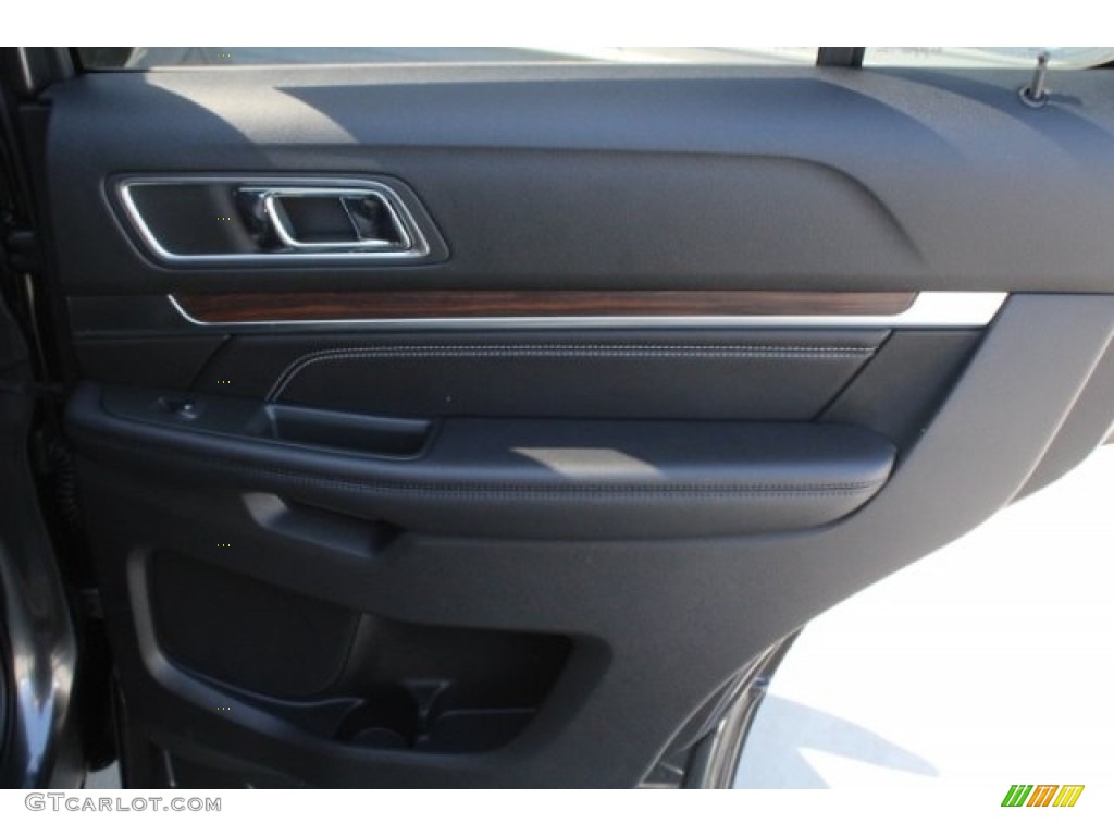 2018 Explorer Limited - Magnetic Metallic / Ebony Black photo #31
