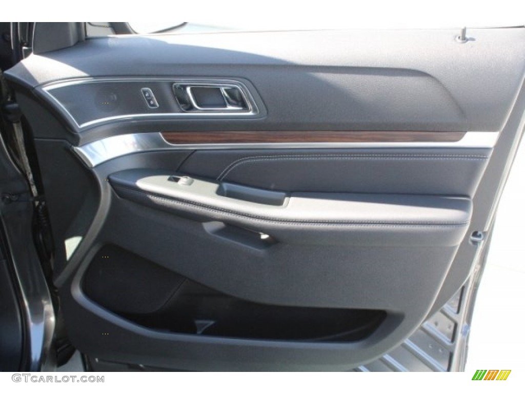 2018 Explorer Limited - Magnetic Metallic / Ebony Black photo #33