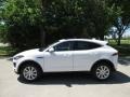 Fuji White - E-PACE S Photo No. 11