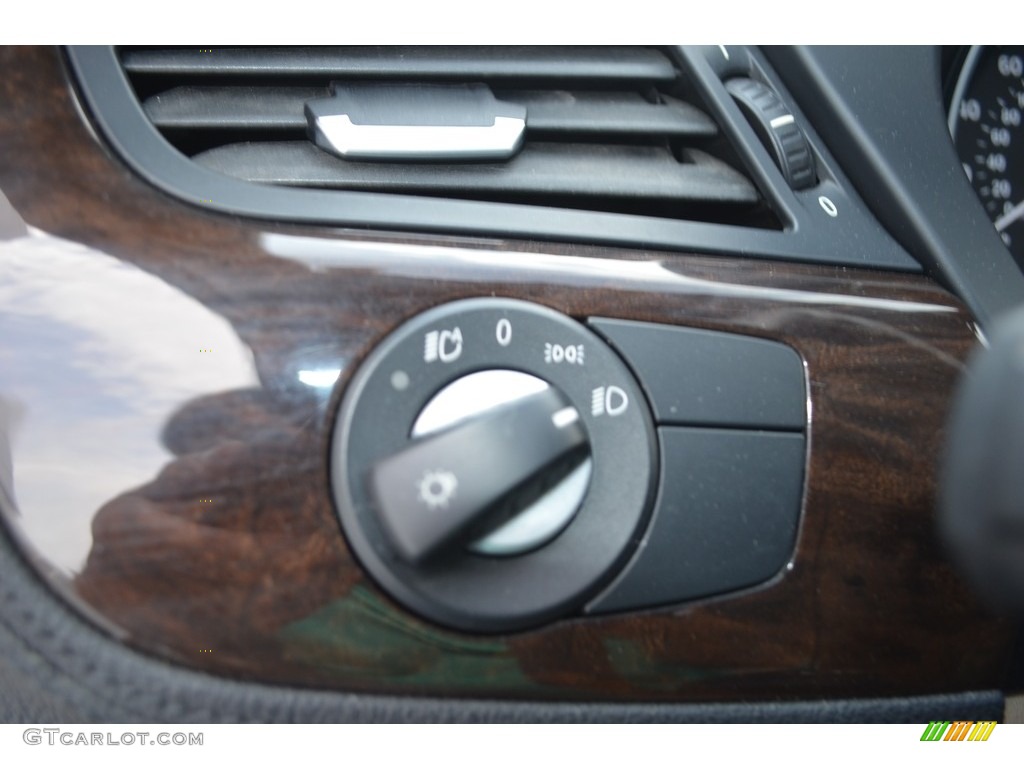 2011 Z4 sDrive30i Roadster - Deep Sea Blue Metallic / Walnut photo #31