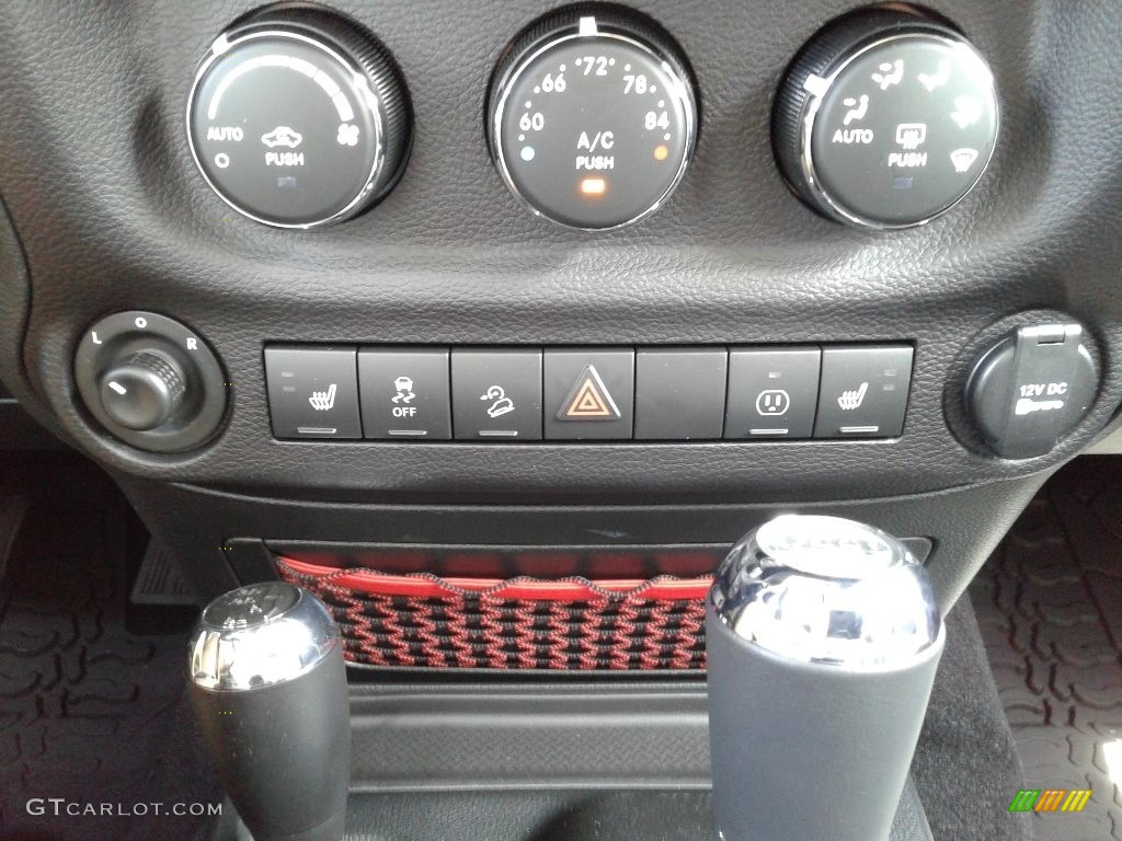 2018 Wrangler Rubicon 4x4 - Gobi / Black photo #23