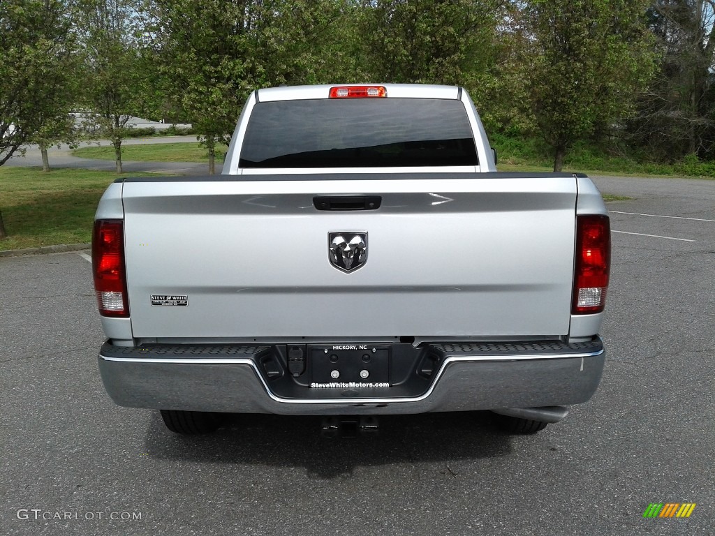 2018 1500 Tradesman Quad Cab - Bright Silver Metallic / Black/Diesel Gray photo #7