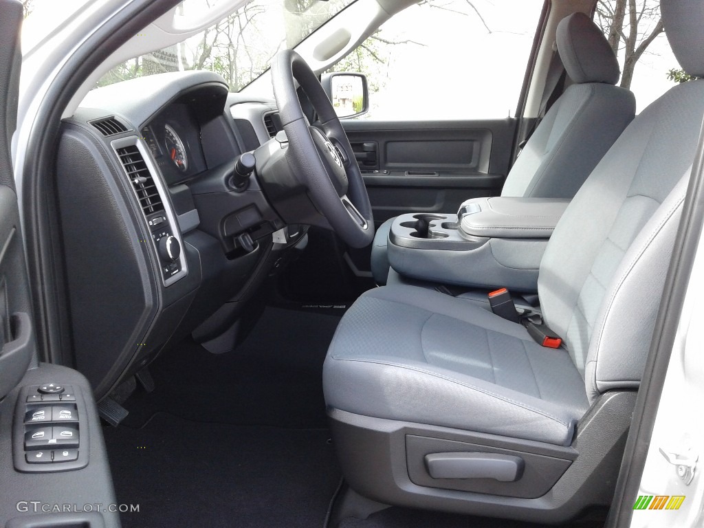 2018 1500 Tradesman Quad Cab - Bright Silver Metallic / Black/Diesel Gray photo #10