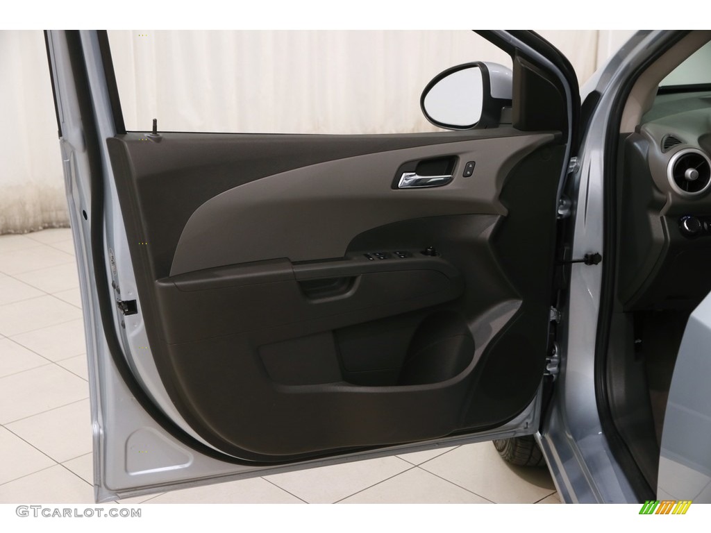 2017 Sonic LT Sedan - Arctic Blue Metallic / Jet Black/Dark Titanium photo #4