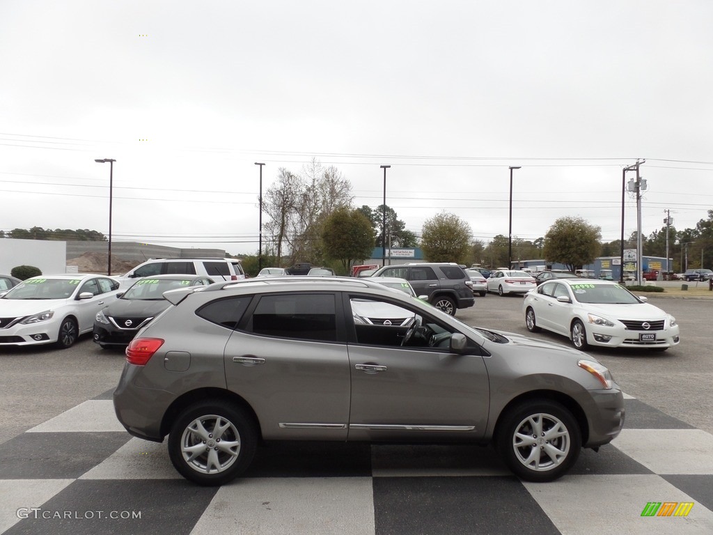2011 Rogue SV - Platinum Graphite / Black photo #3