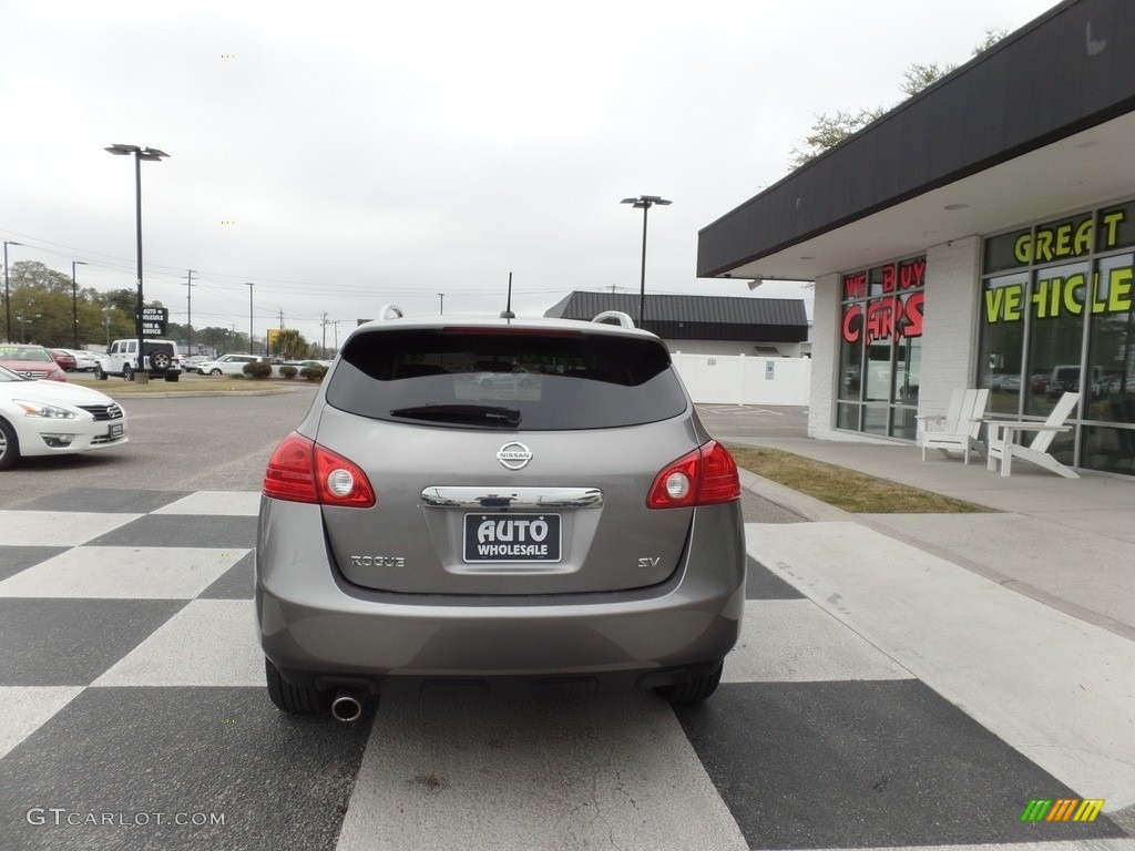 2011 Rogue SV - Platinum Graphite / Black photo #4