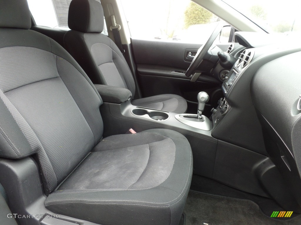 2011 Rogue SV - Platinum Graphite / Black photo #12