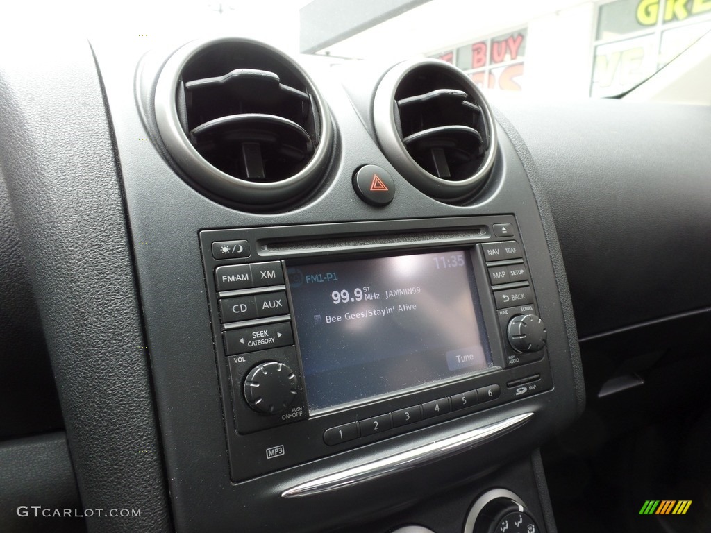2011 Rogue SV - Platinum Graphite / Black photo #17