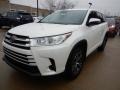 2018 Blizzard White Pearl Toyota Highlander LE AWD  photo #1